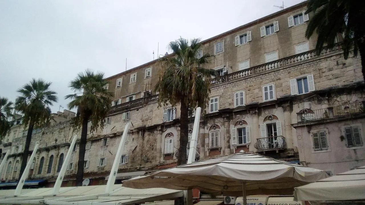Elly Apartments Split