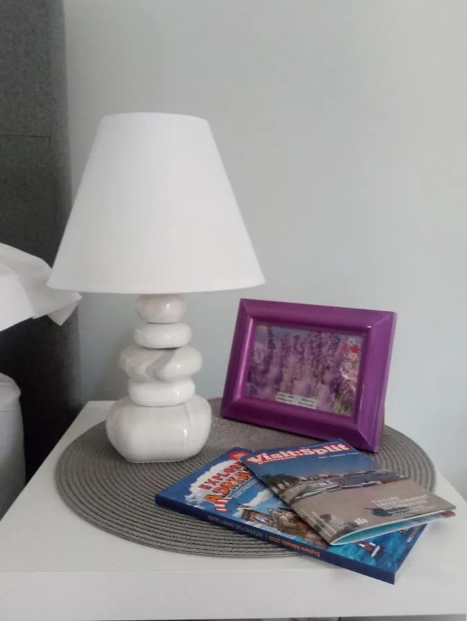 Elly Apartments سبليت